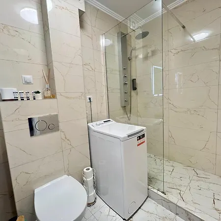 아파트 Cozy North 11 *